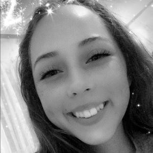 Meet your Posher, Eelena